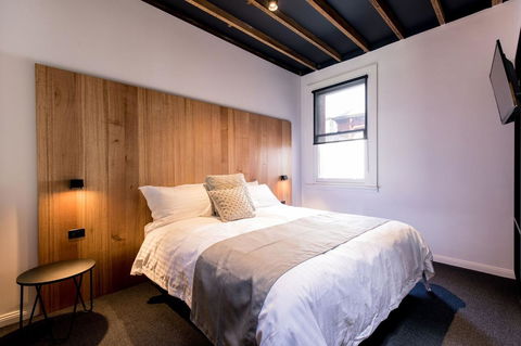 105 Mac Unique Apartments - Accommodation Sydney 6