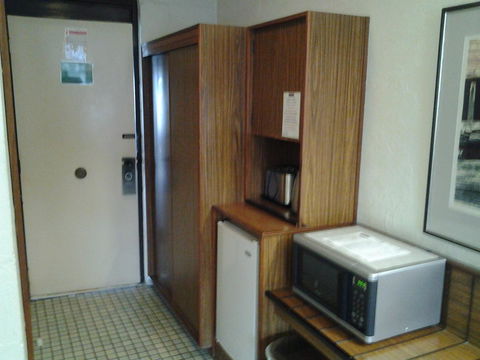 West Coaster Motel - Sydney 4u 10