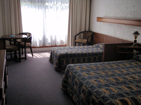 West Coaster Motel - Sydney 4u 24