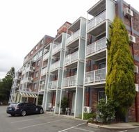 Adina Place Motel Apartments - Sydney 4u