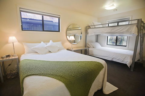 Tyenna River Cottages - Sydney 4u 12
