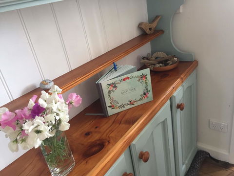 Driftwood-Cottage - Accommodation Sydney 6