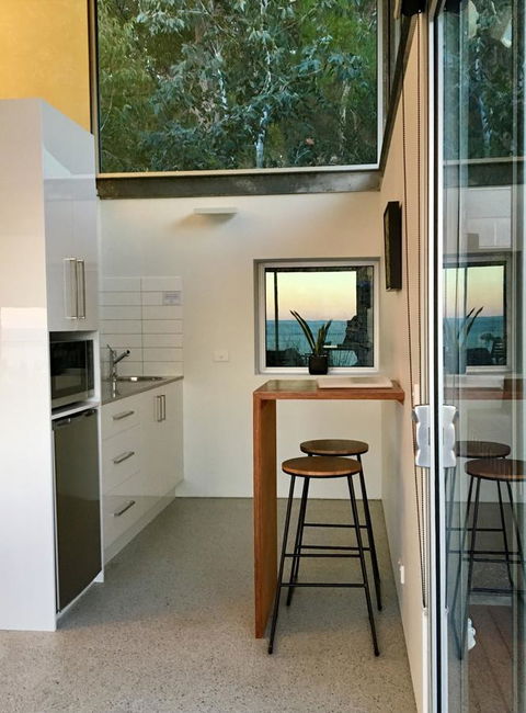 Eaglehawk Pavilions - Sydney 4u 12