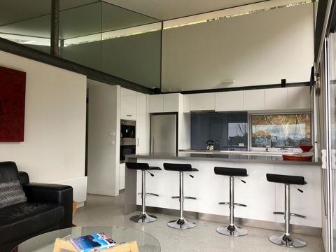 Eaglehawk Pavilions - Sydney 4u 4