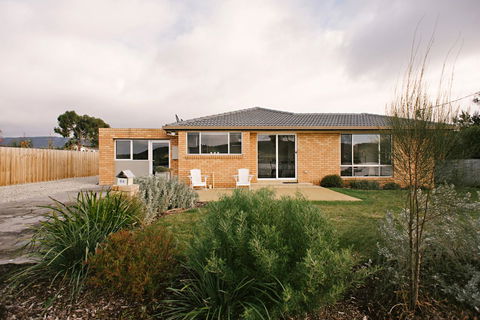 The Holiday Home People - Sydney 4u 0