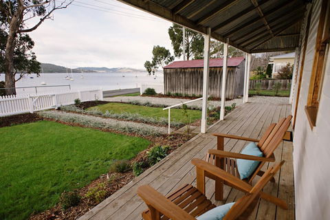 The Holiday Home People - Sydney 4u 19