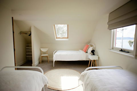The Holiday Home People - Sydney 4u 26