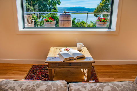 Tamar House - Sydney 4u 5