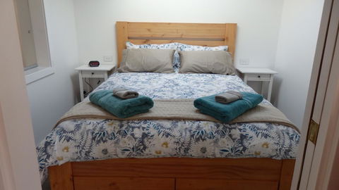 Karoola Cottage Self Contained - Sydney 4u 8