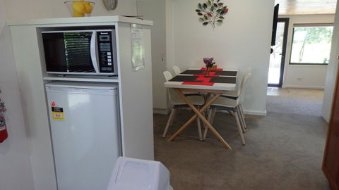 Karoola Cottage Self Contained - Sydney 4u 6