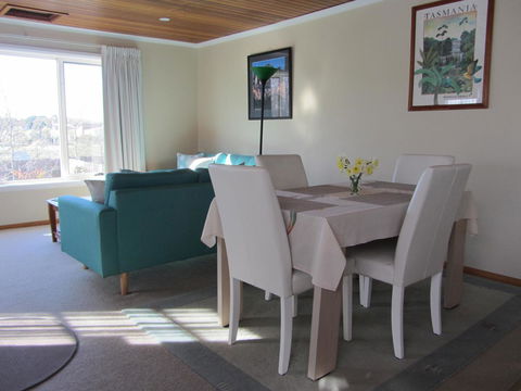 Elm Trees Accommodation @ Ross - Accommodation Sydney 13