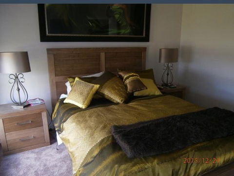 Euphoria House - Sydney 4u 15
