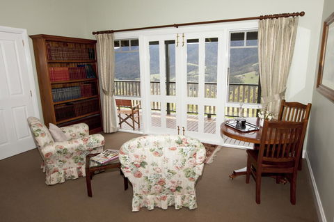 House On The Hill Bed And Breakfast - Sydney 4u 35