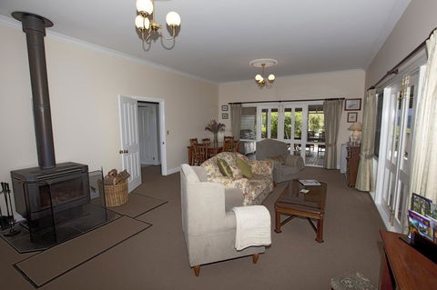 House On The Hill Bed And Breakfast - Sydney 4u 43