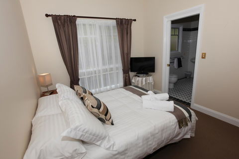 House On The Hill Bed And Breakfast - Sydney 4u 39