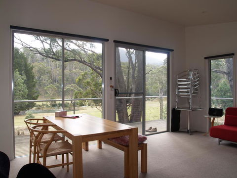 Craggy Peaks Wilderness Cabins - Sydney 4u 0