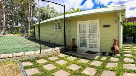 NEW: Tranquil Retreat -The Barn House Ingleside, Northern Beaches - Sydney 4u 1