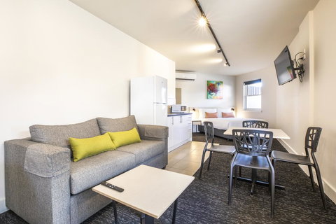 Nightcap At Glengala Hotel - Accommodation Sydney 1