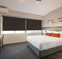 Nightcap at Ocean Beach Hotel - Sydney 4u