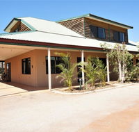 Ningaloo Breeze Villa 4 - 3 Bedroom Fully Self-Contained Holiday Accommodation - Sydney 4u