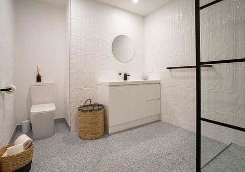 No.4 @ Foxes Hollows - Sydney 4u 1