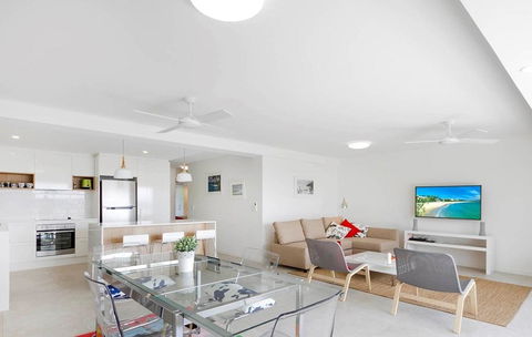Noosa Soon - Sydney 4u 2