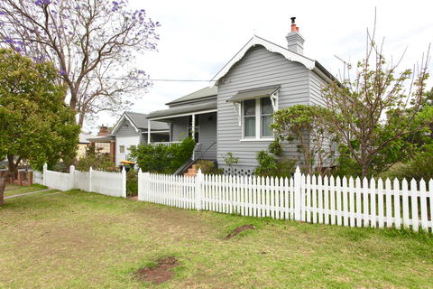 Nowra Beauty - Sydney 4u 0