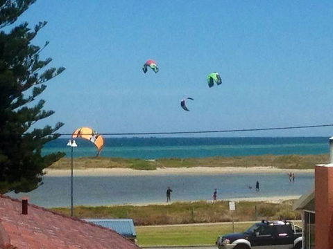 Ocean Vista Beach Stay - Sydney 4u 0