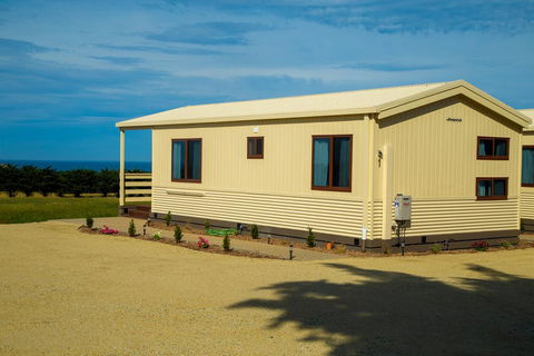 OMARU FARM STAY - Sydney 4u 0