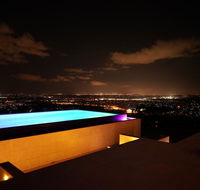 On Top of the World - Sydney 4u
