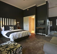 One Paddock Currency Creek Winery Villas - Sydney 4u