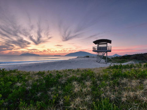 One Street Back From The Surf Beach - Accommodation Sydney 1