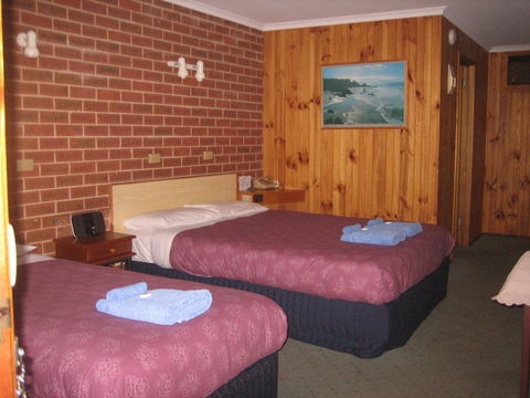 Orbost Country Road Motor Inn - Sydney 4u 1