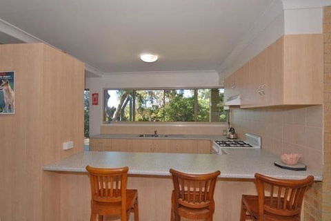 Orchid Beach Apartments - Sydney 4u 2