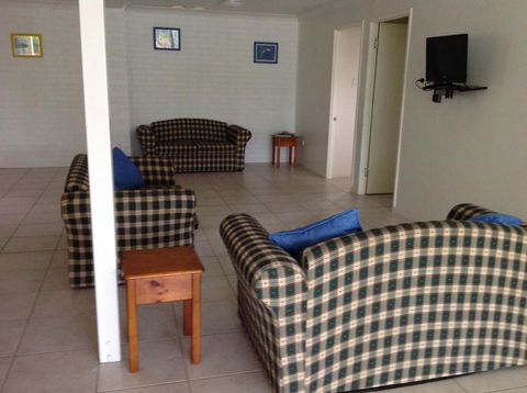 Orchid Beach Apartments - Sydney 4u 1