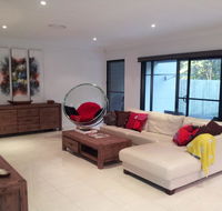 Our Byron House - Sydney 4u