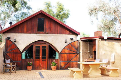Outback Cellar & Country Cottage - Sydney 4u 0