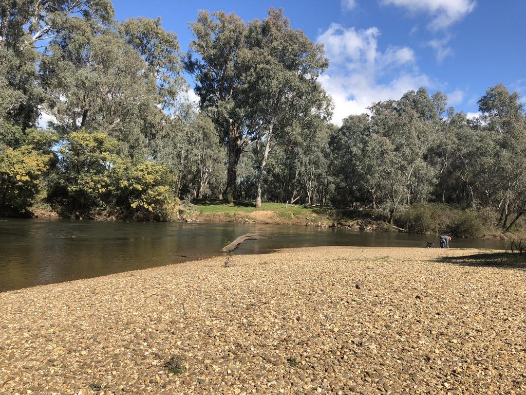 East Wangaratta VIC Sydney 4u
