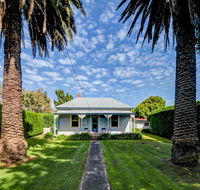 Palm Cottage - Pet Friendly Victorian Cottage - Sydney 4u