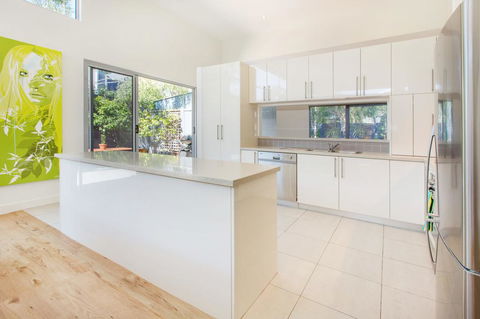 PALM COURT RETREAT - MORNINGTON - Sydney 4u 3