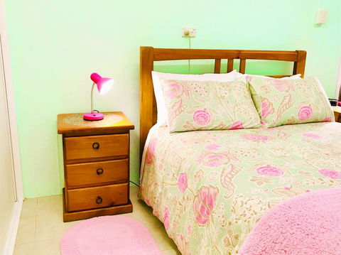 Paradise Eco Unit - Sydney 4u 0