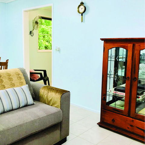 Paradise Eco Unit - Sydney 4u 1