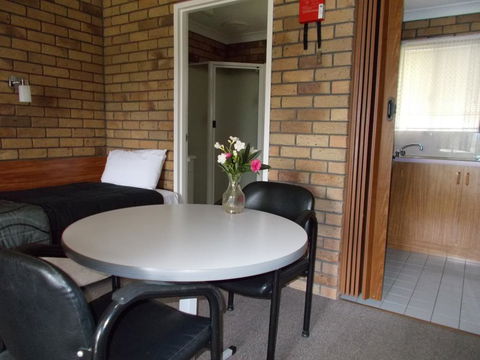 Park House Motor Inn - Sydney 4u 3