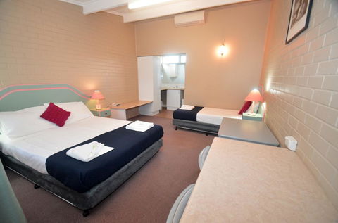 Parkview Motor Inn - Sydney 4u 2