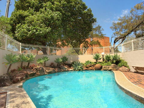 Parkyn Place 7 - 3 BDRM Oceanview Apt On Mooloolaba Spit - Sydney 4u 3