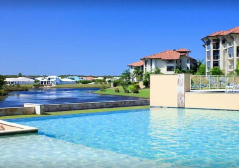 Pelican Waters Golf Resort And Spa Unit 1006 - Sydney 4u 2