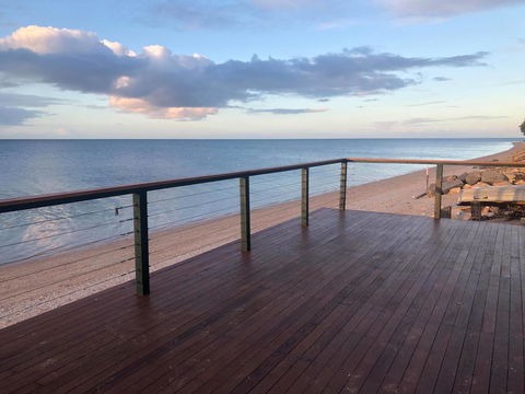 Peter's Port - Sydney 4u 0