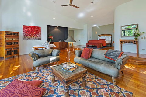 Pethers Rainforest Retreat - Sydney 4u 1
