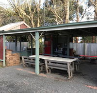 Pinewood Caravan Park - Sydney 4u