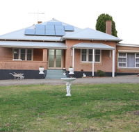 Pink Gums Farmstay - Sydney 4u